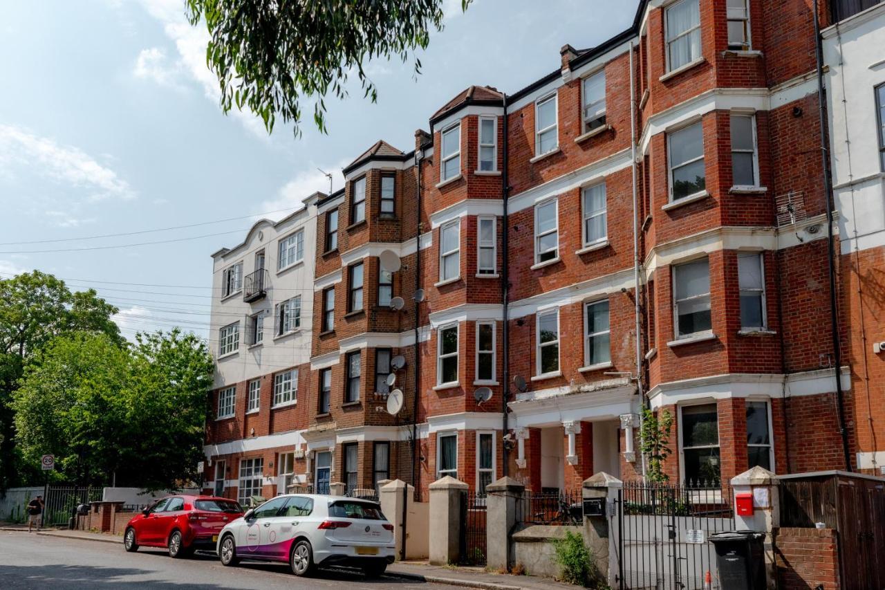 Apartament Artistic Pied-A-Terre, Steps From The Tube, Moments From London'S Heart Zewnętrze zdjęcie