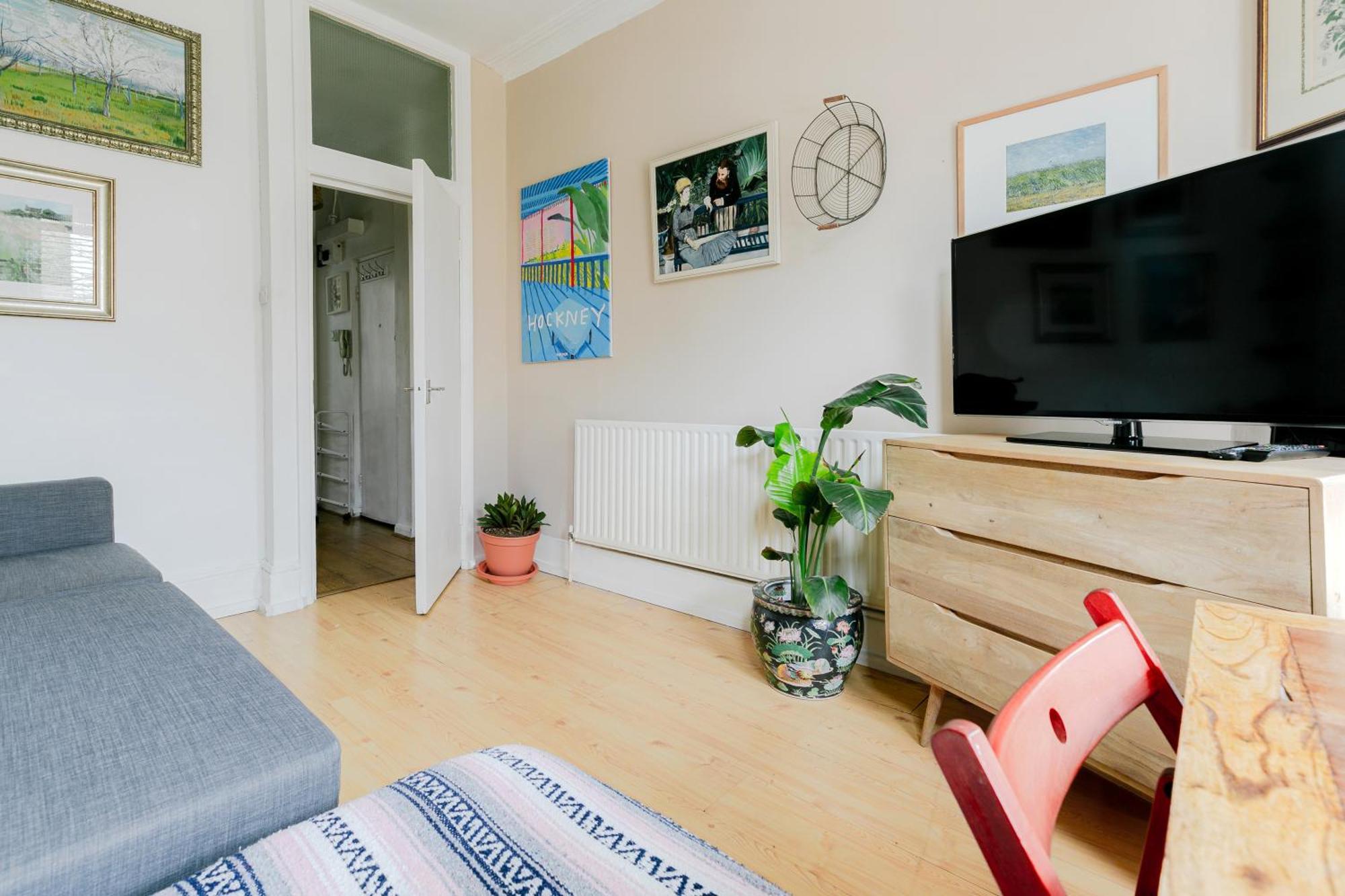 Apartament Artistic Pied-A-Terre, Steps From The Tube, Moments From London'S Heart Zewnętrze zdjęcie